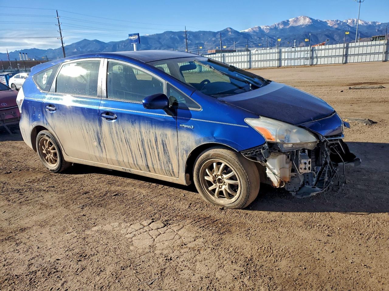 2013 Toyota Prius V - Фото 4
