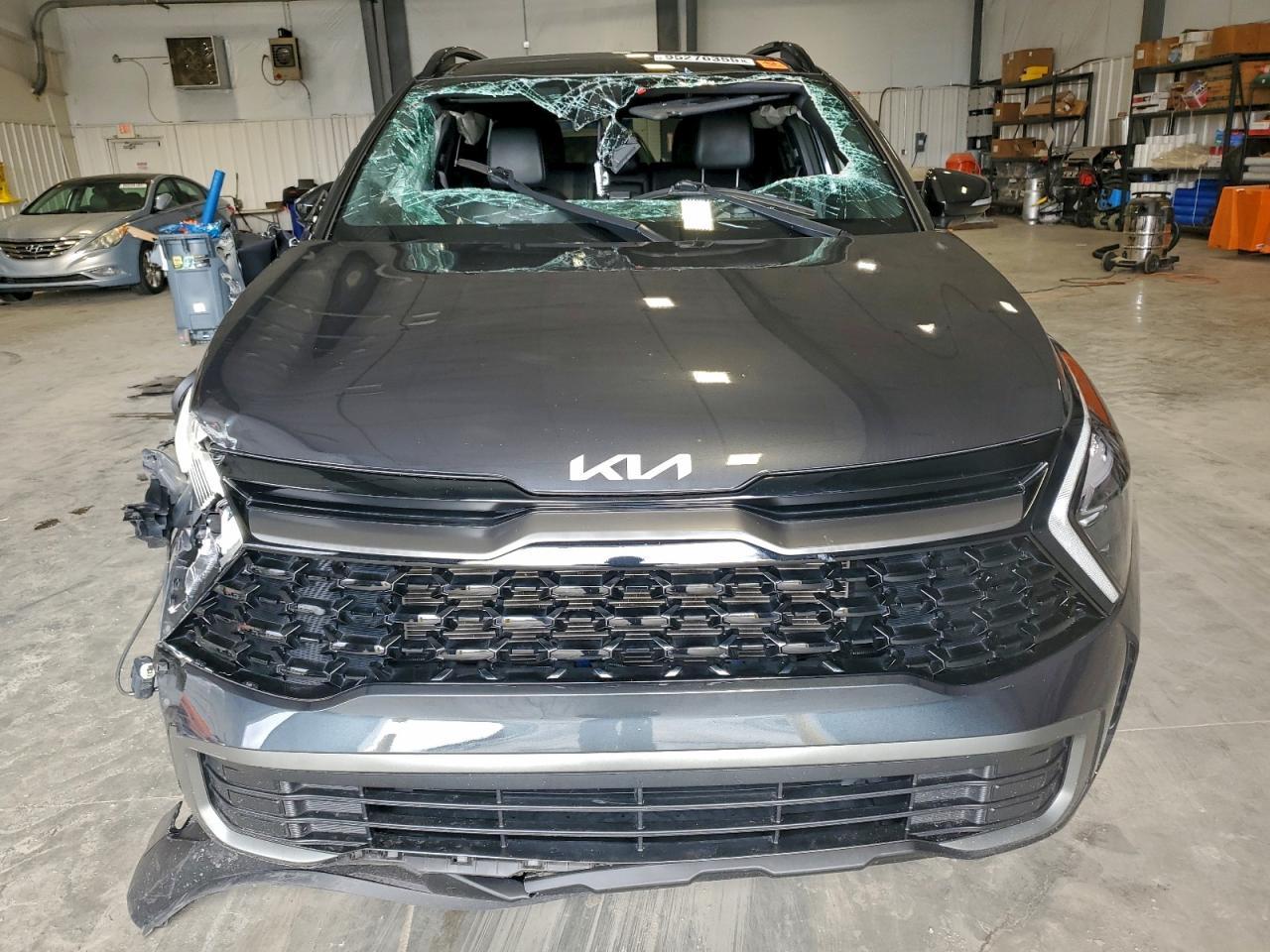2023 Kia Sportage X Line - Image 5
