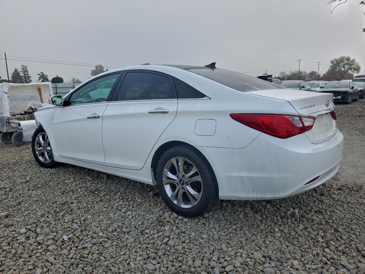 2013 Hyundai Sonata Se - Image 2