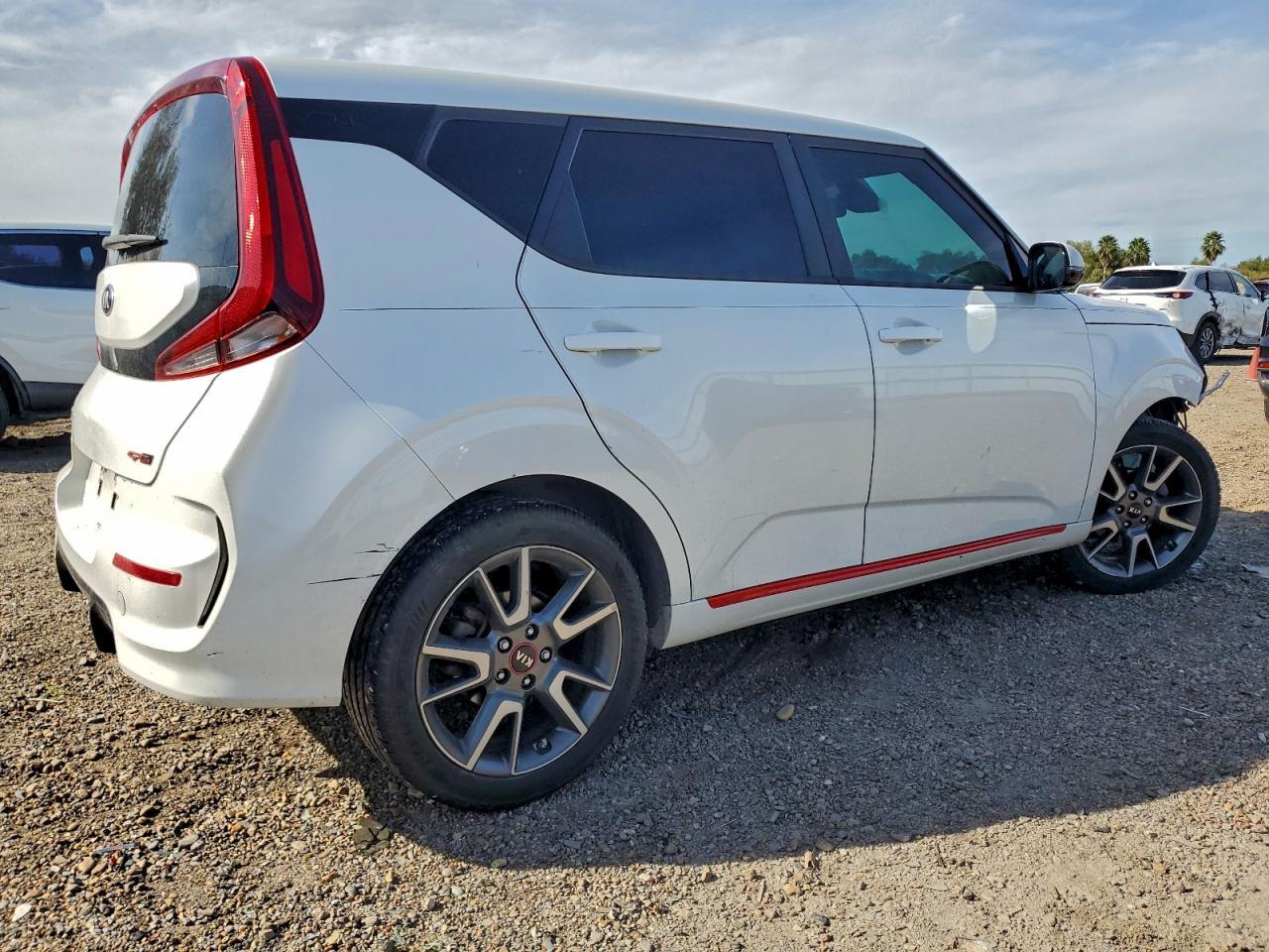 2020 Kia Soul Gt Line - Image 3