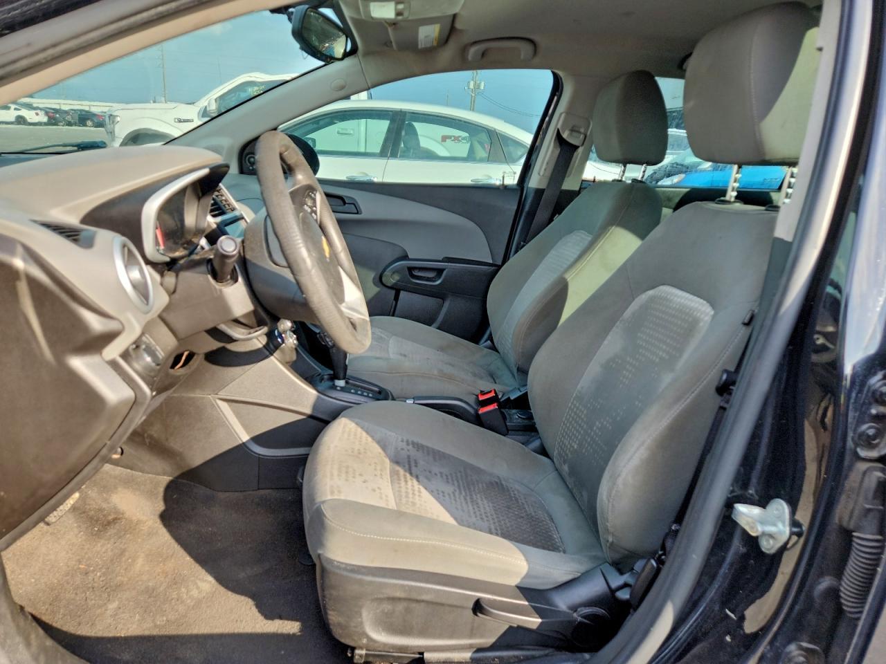 2017 Chevrolet Sonic Ls - Image 7