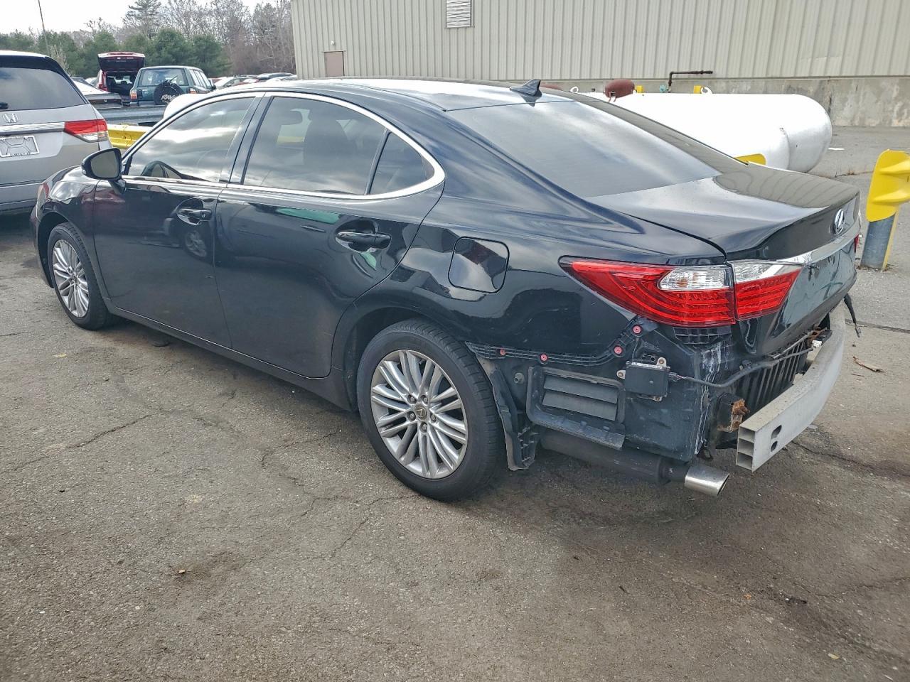 2014 Lexus Es 350 - Image 2