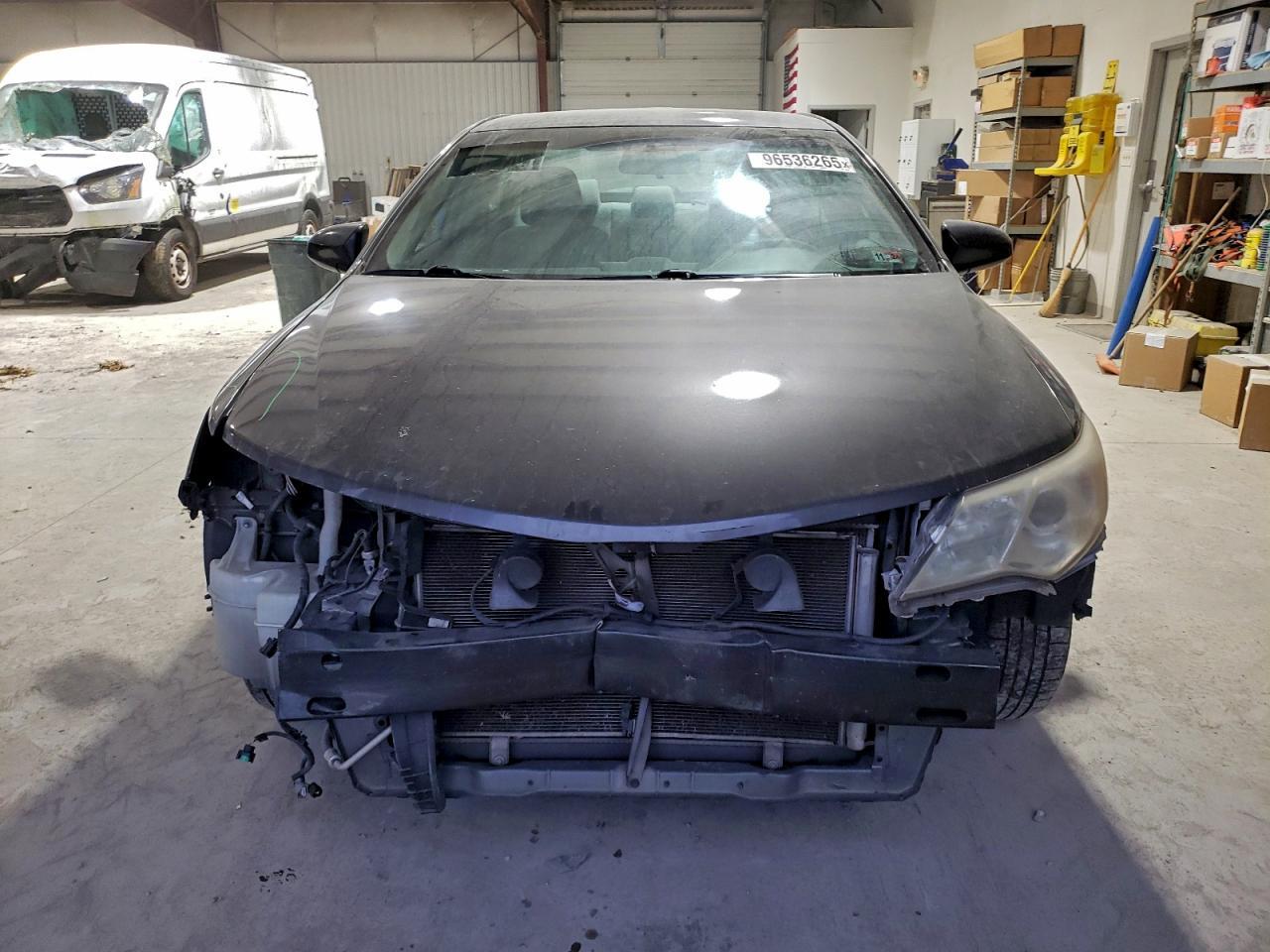 2014 Toyota Camry - Image 5