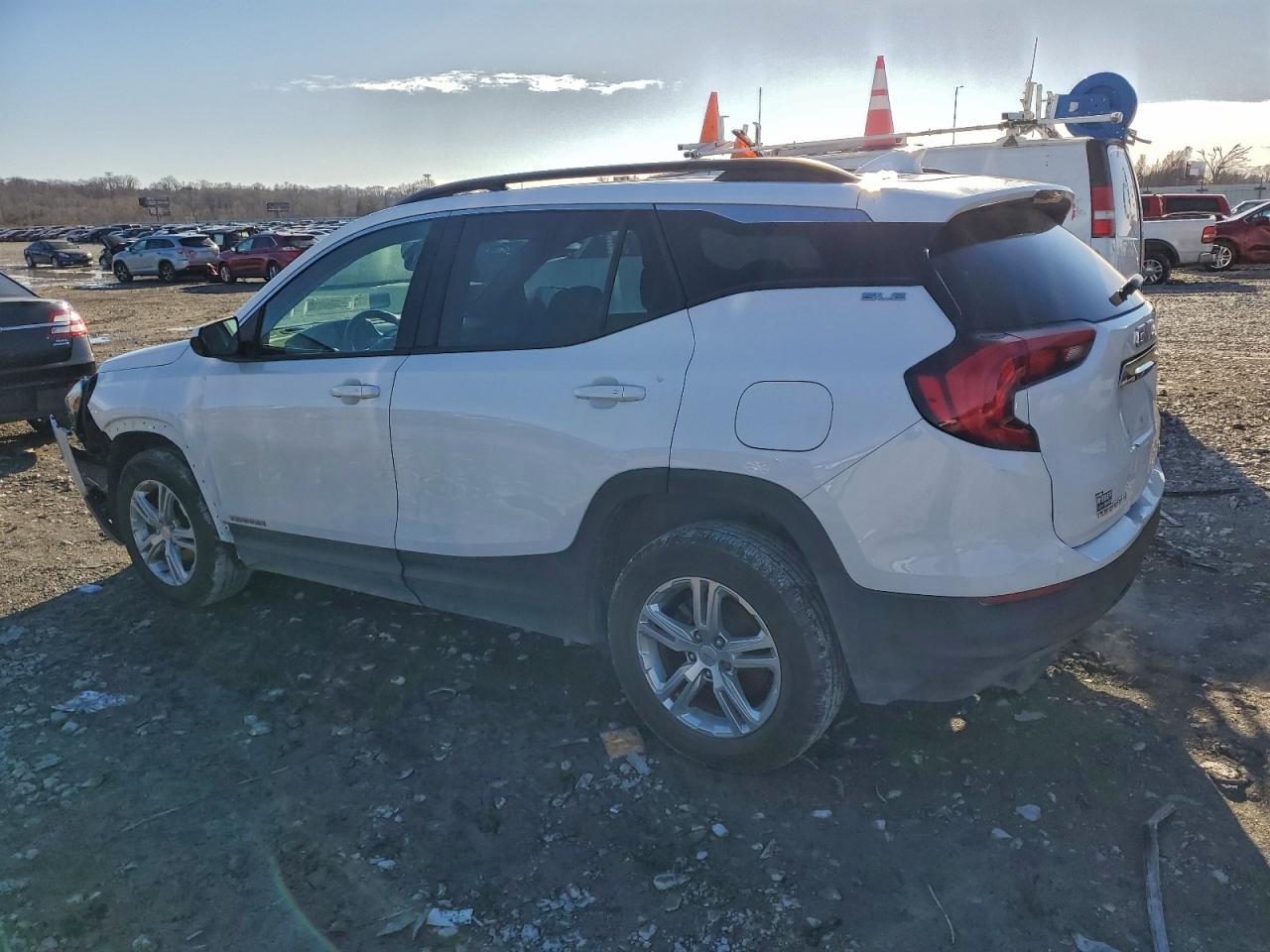 2020 GMC Terrain Sle - Фото 2