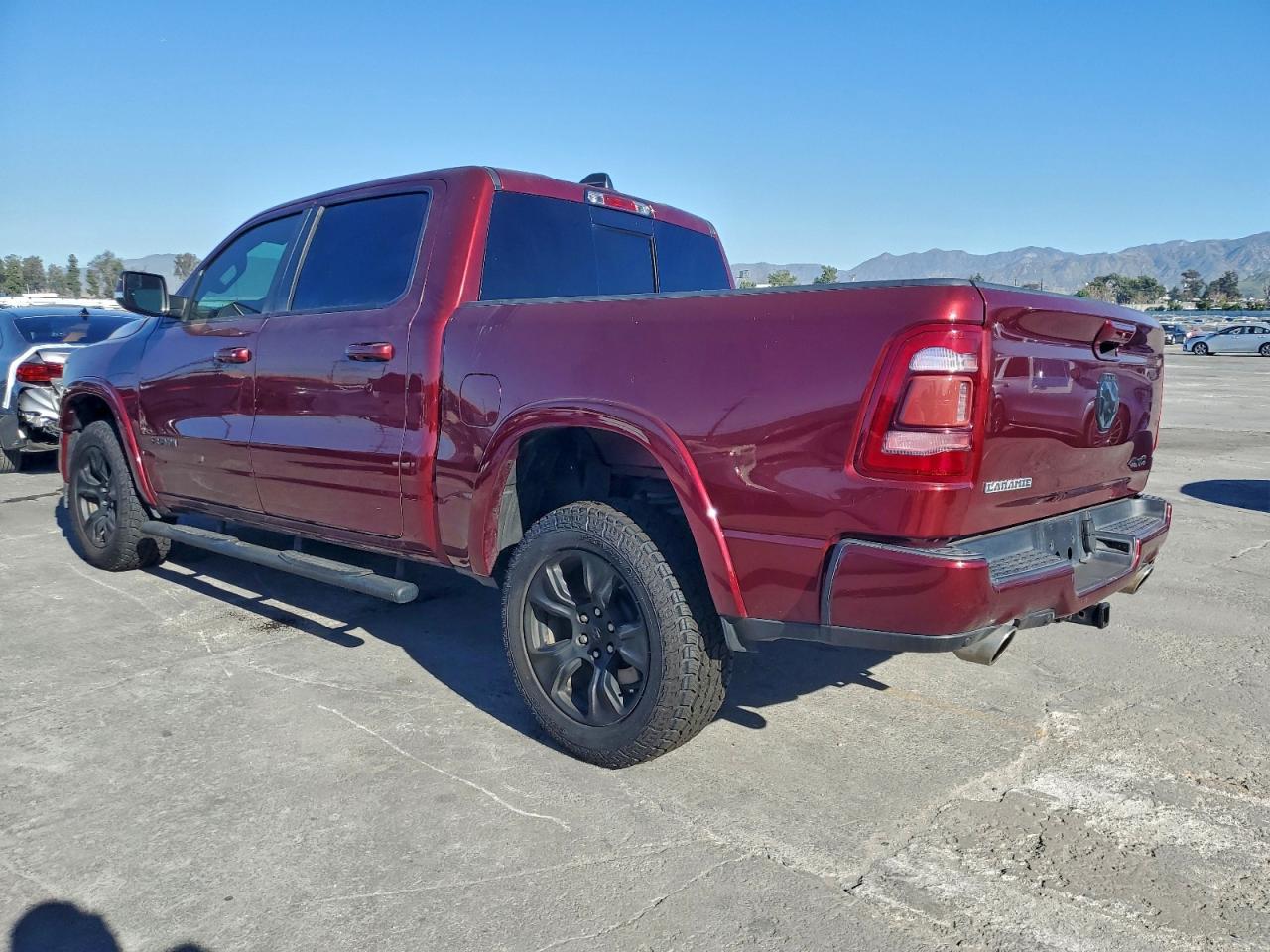 2019 Ram 1500 Laramie - Фото 2