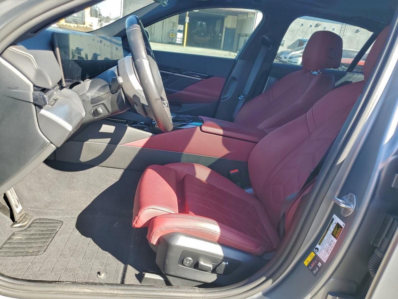 2025 BMW I5 Edrive 40 - Image 7