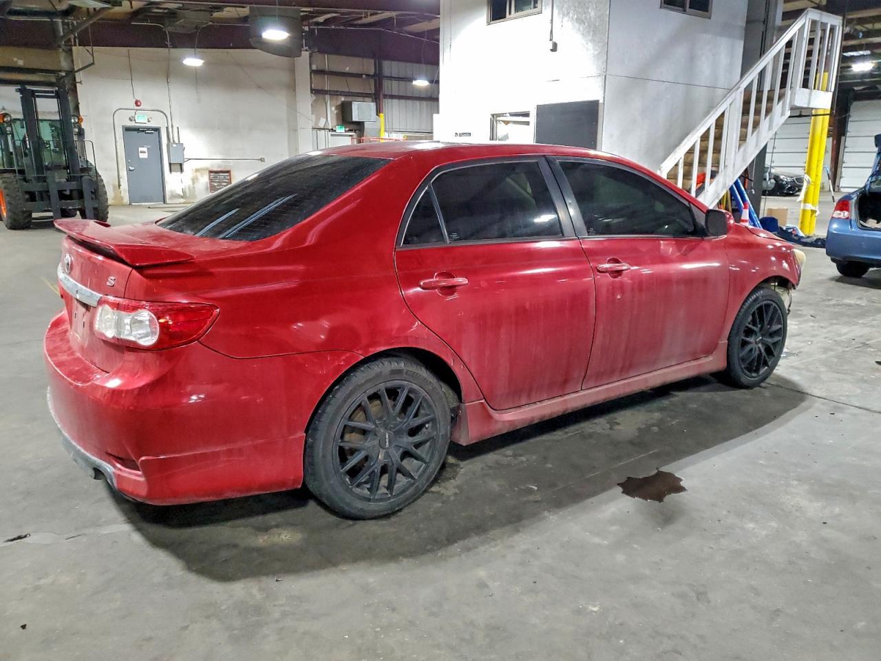 2013 Toyota Corolla Base - Фото 3