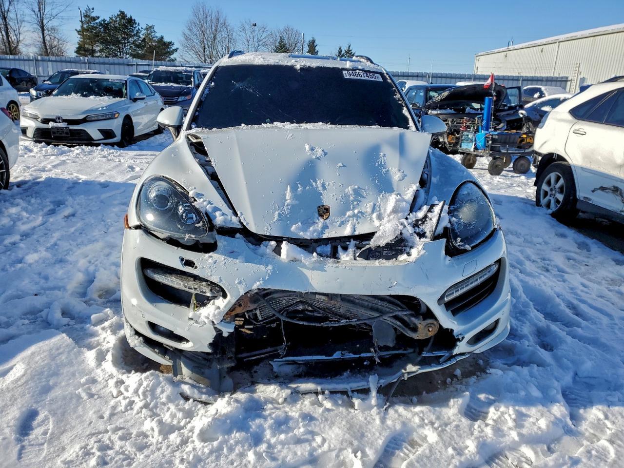 2014 Porsche Cayenne Gts - Image 5