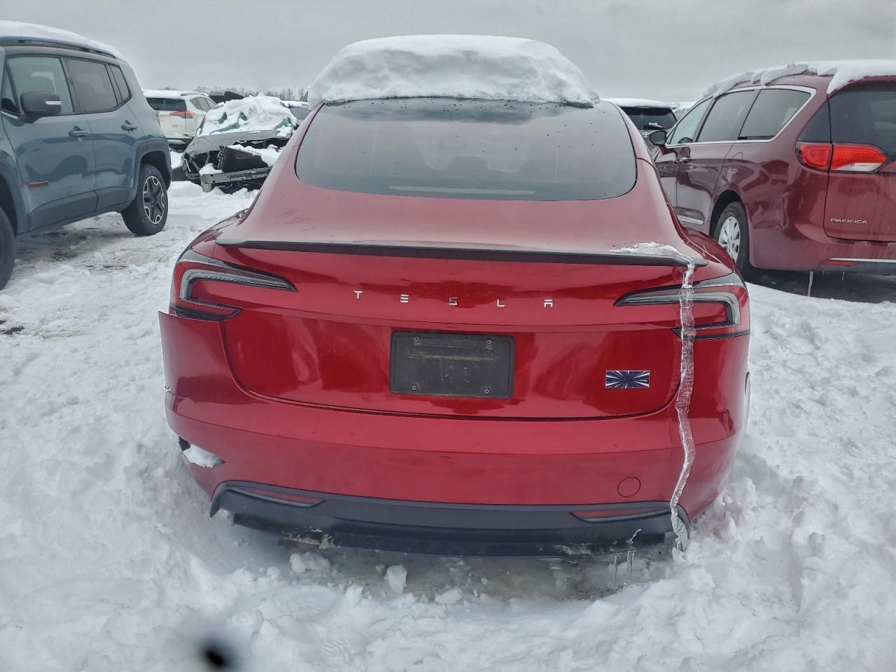 2024 Tesla Model 3 - Фото 6