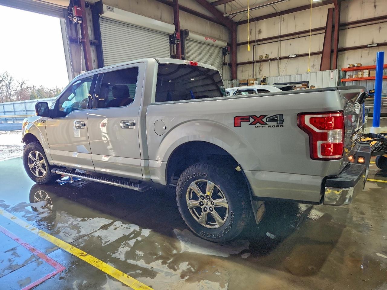 2020 Ford F150 Supercrew - Фото 2