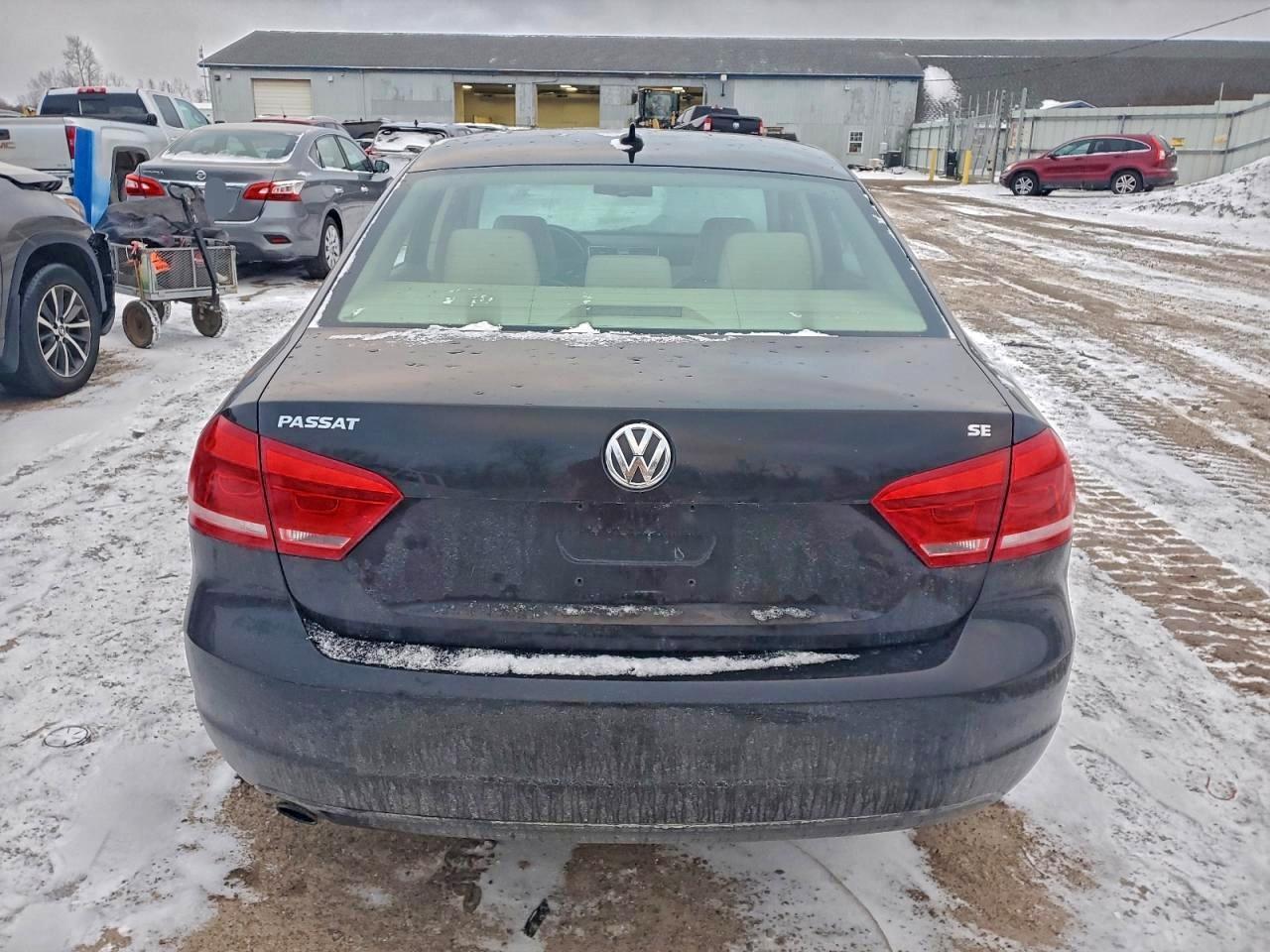 2013 Volkswagen Passat Se - Фото 6