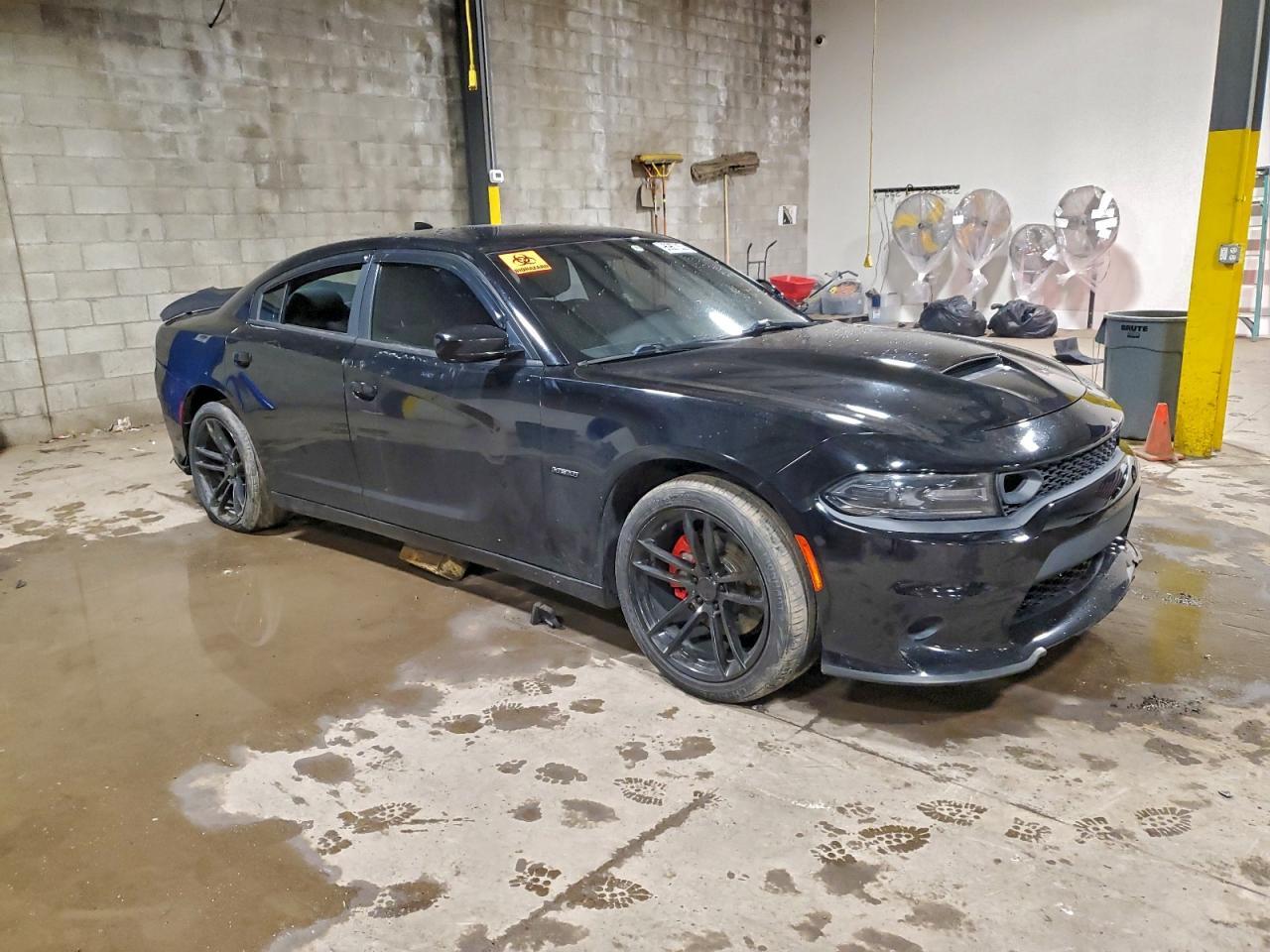 2016 Dodge Charger R/T - Image 4