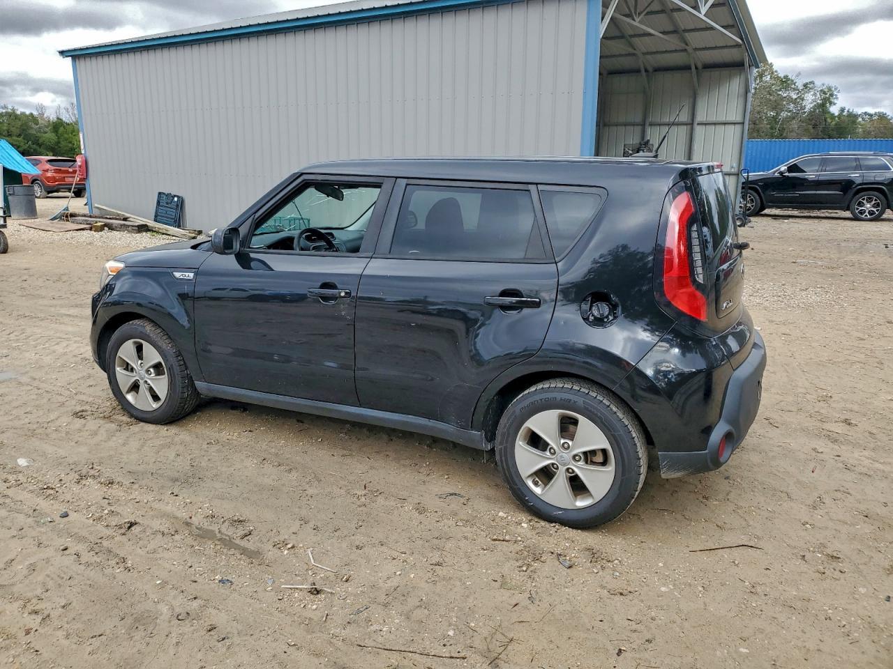 2016 Kia Soul - Image 2