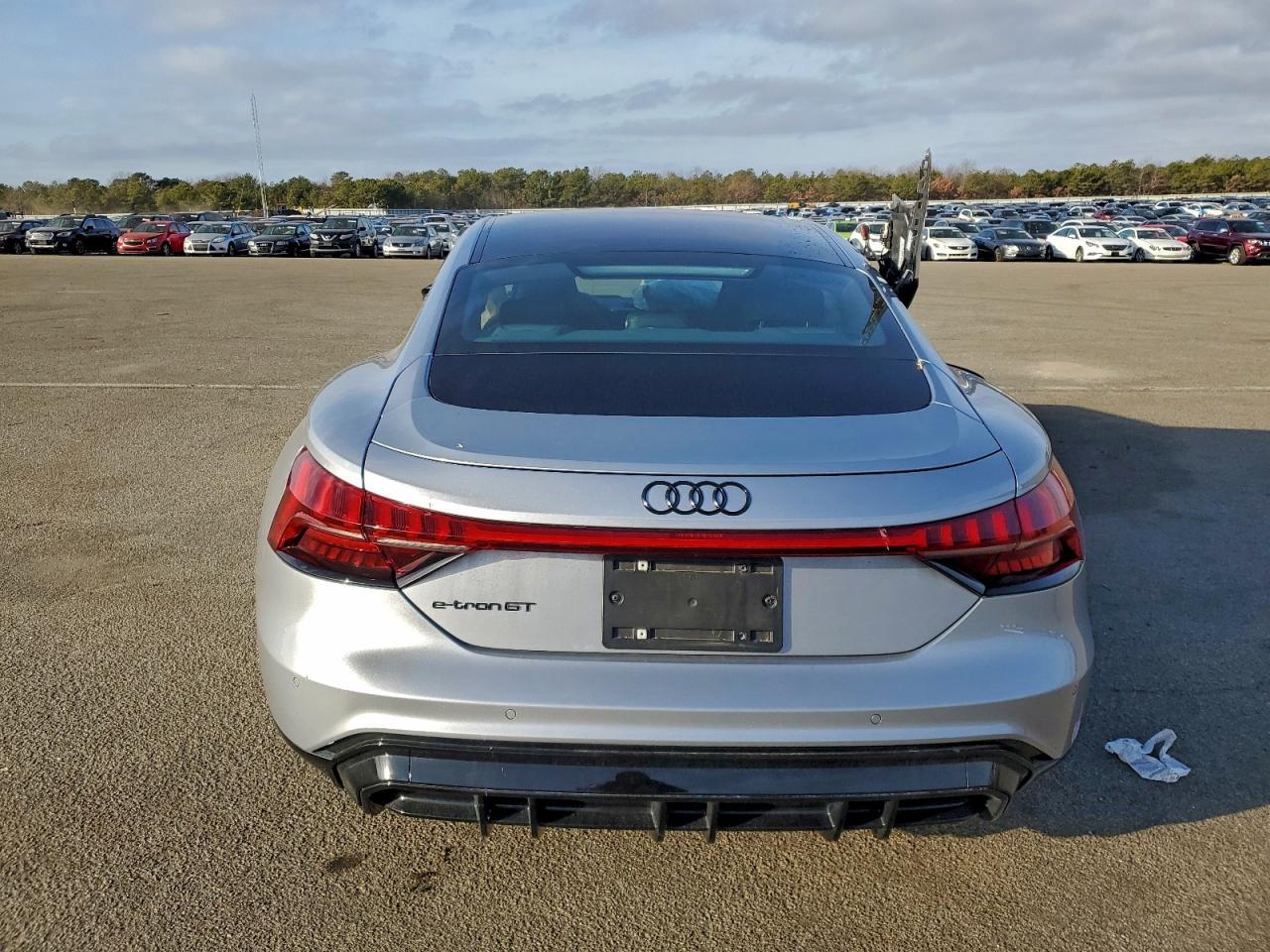 2022 Audi E-Tron Gt Premium Plus - Image 6