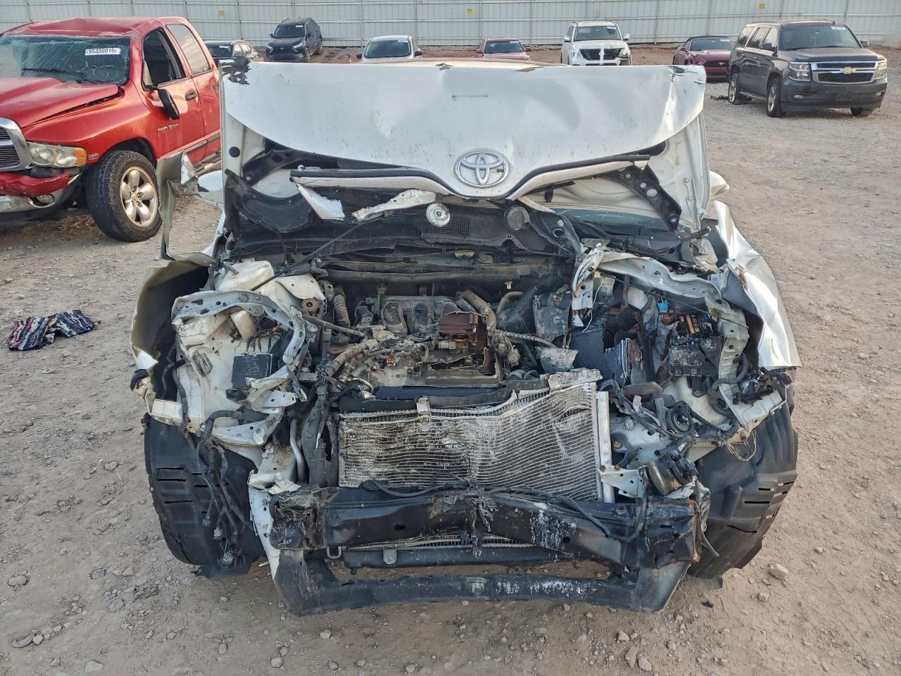 2013 Toyota Venza Le - Фото 5