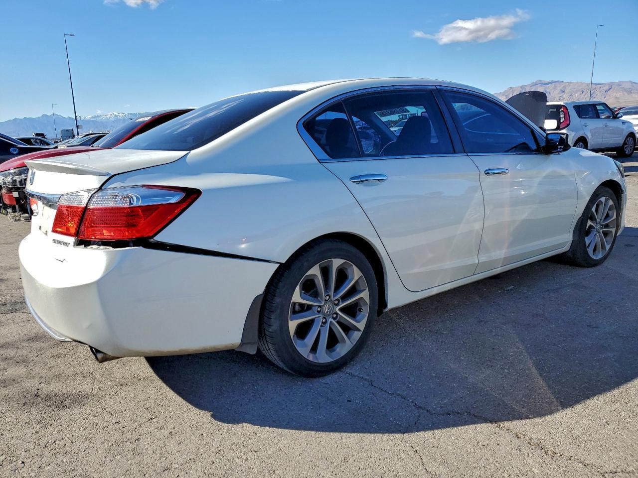 2013 Honda Accord Sport - Image 3
