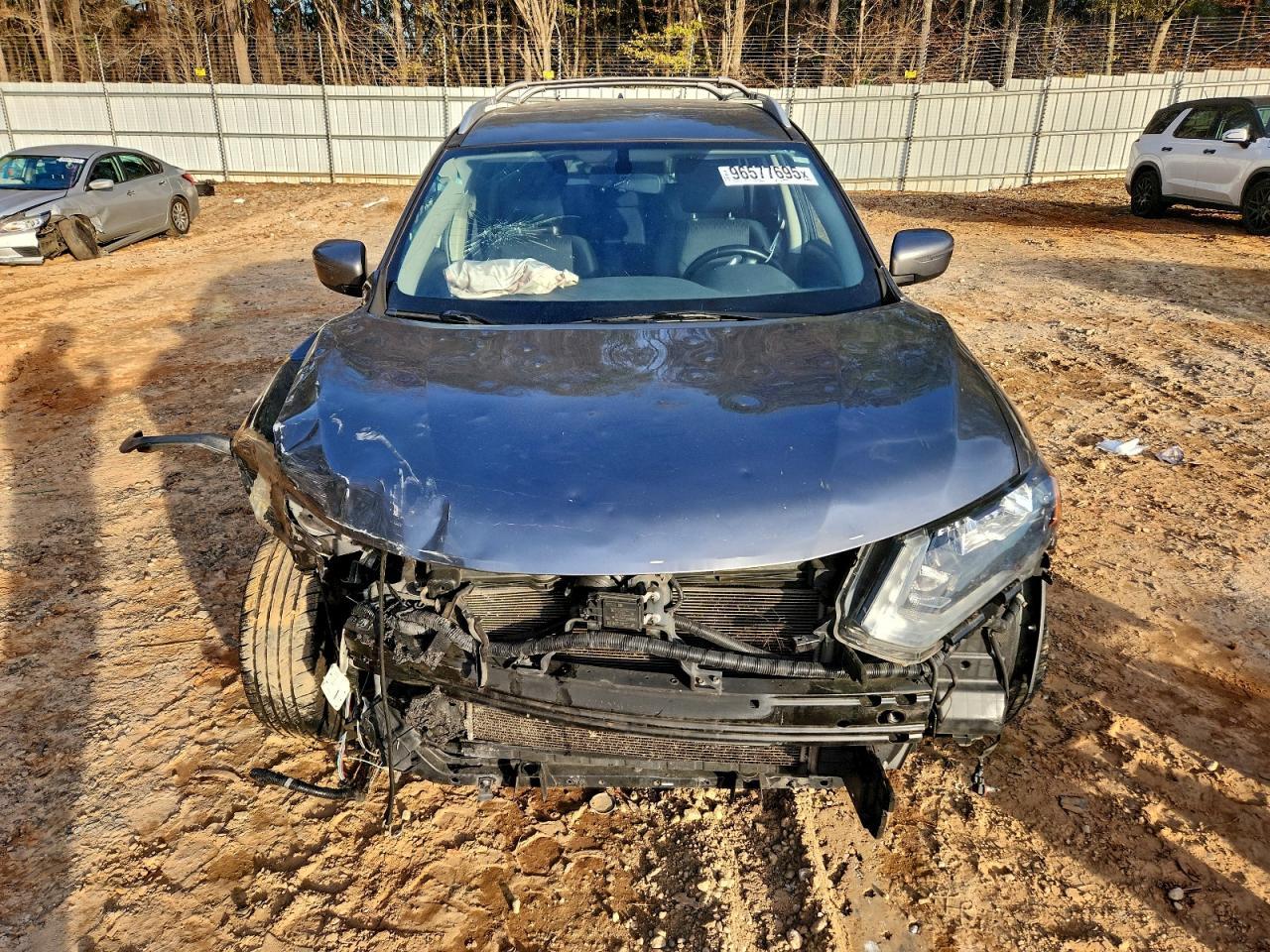 2017 Nissan Rogue S - Фото 5