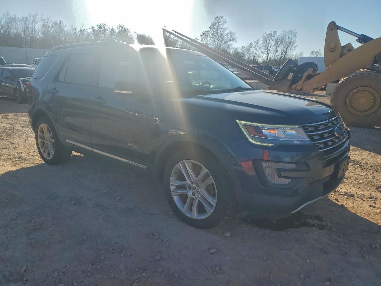 2016 Ford Explorer Xlt - Фото 4