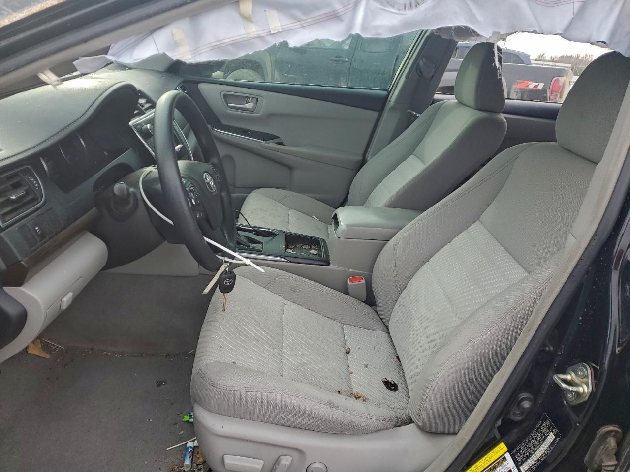 2017 Toyota Camry Le - Image 7