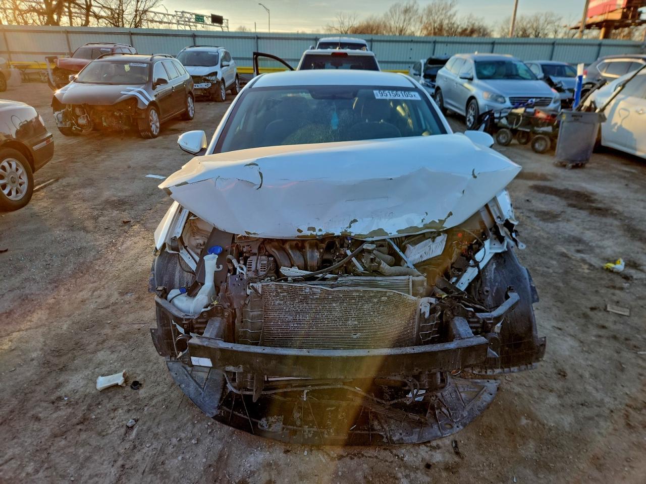 2017 Hyundai Elantra Se - Image 5