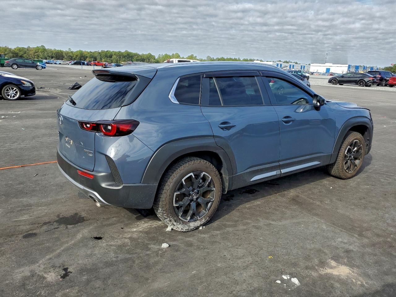 2024 Mazda Cx-50 - Image 3
