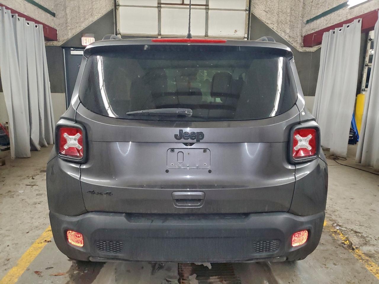 2018 Jeep Renegade Latitude - Фото 6