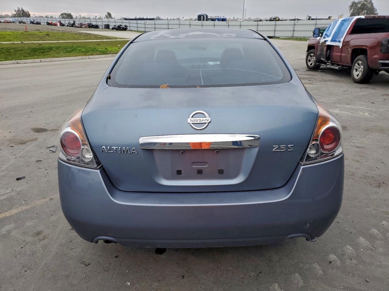 2011 Nissan Altima Base - Фото 6