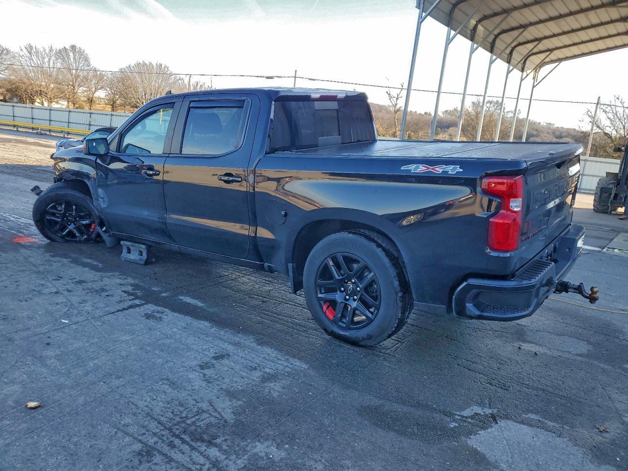 2021 Chevrolet Silverado K1500 Rst - Фото 2