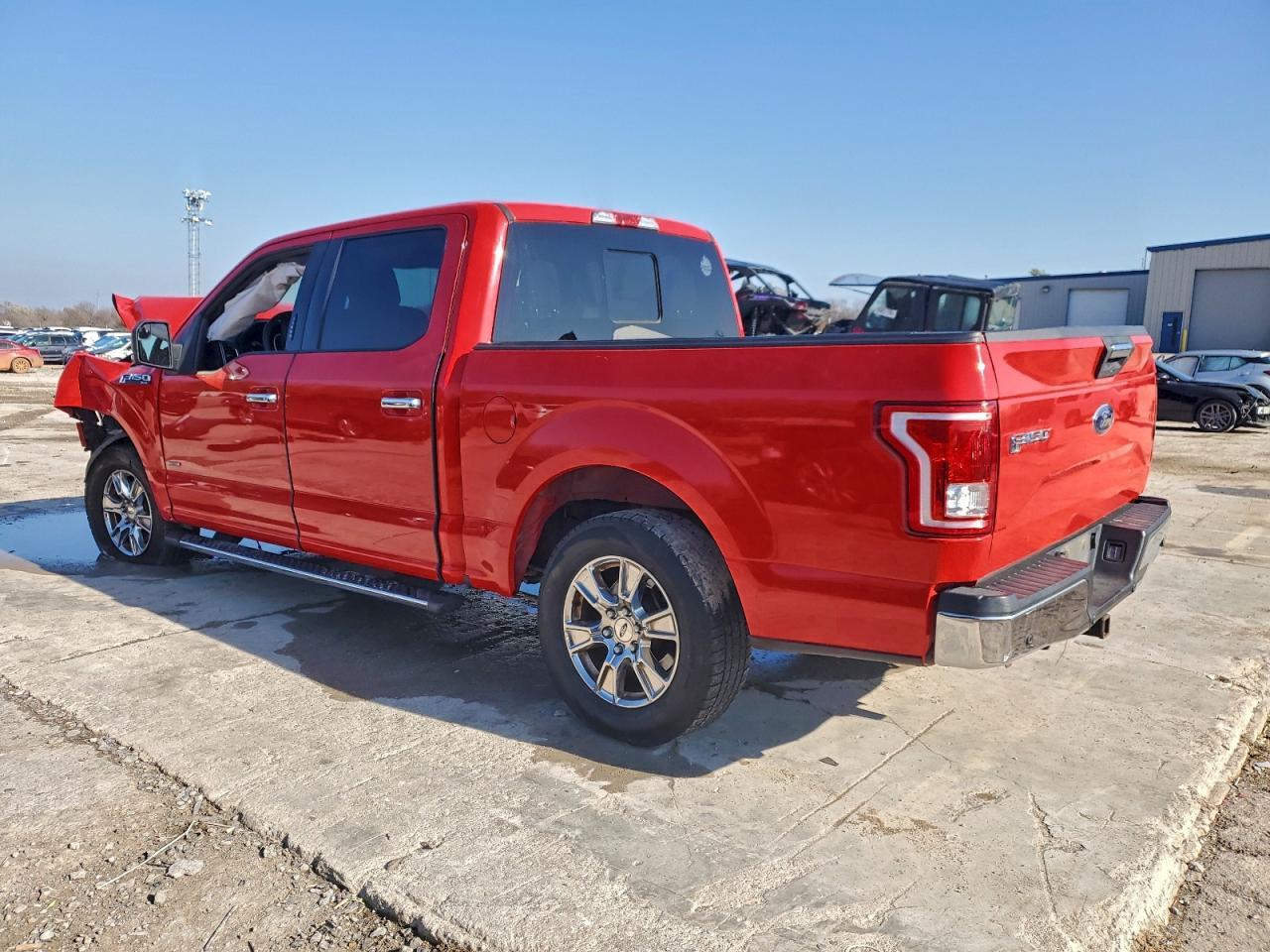 2016 Ford F150 Supercrew - Фото 2