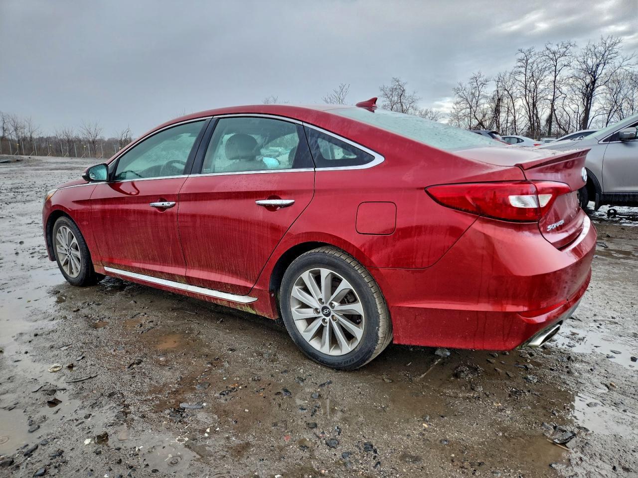 2015 Hyundai Sonata Sport - Image 2