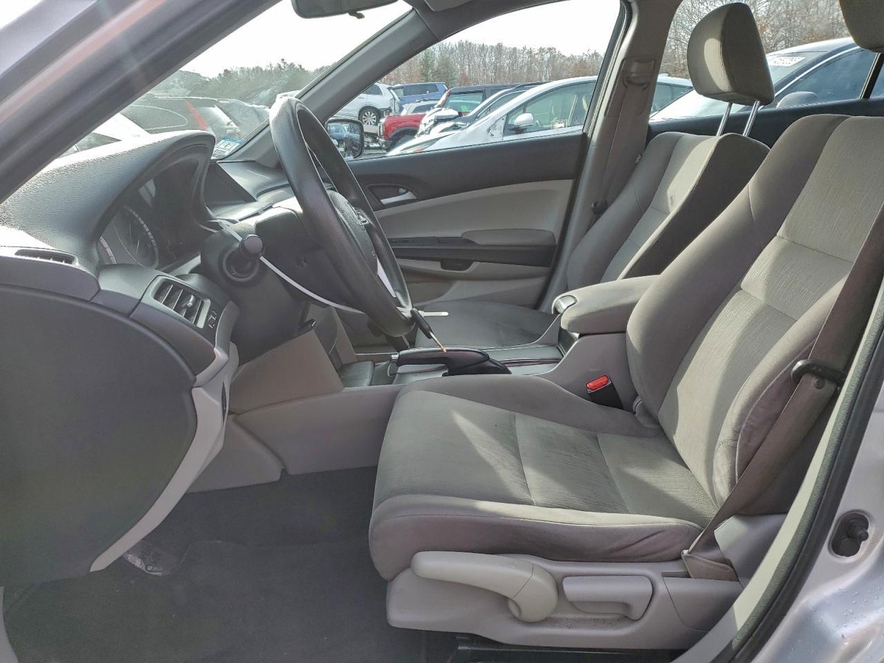2012 Honda Accord Lx - Image 7