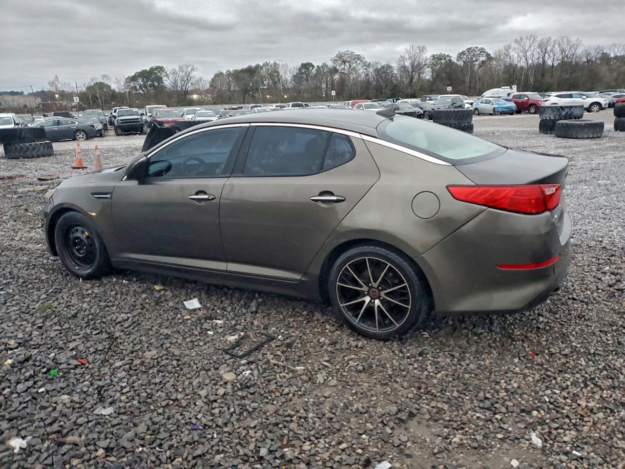 2014 Kia Optima Lx - Image 2