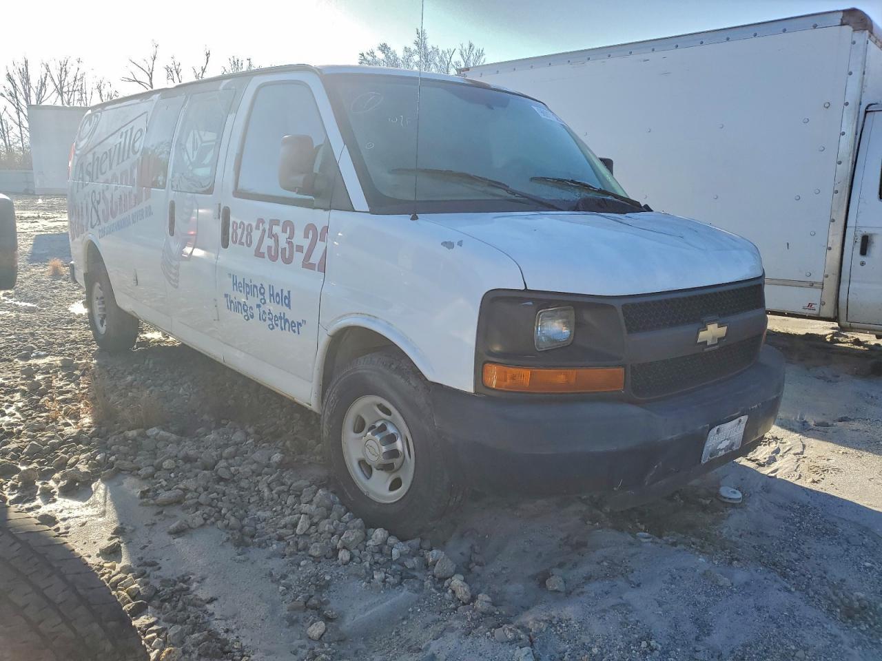 2011 Chevrolet Express G2500 - Фото 4