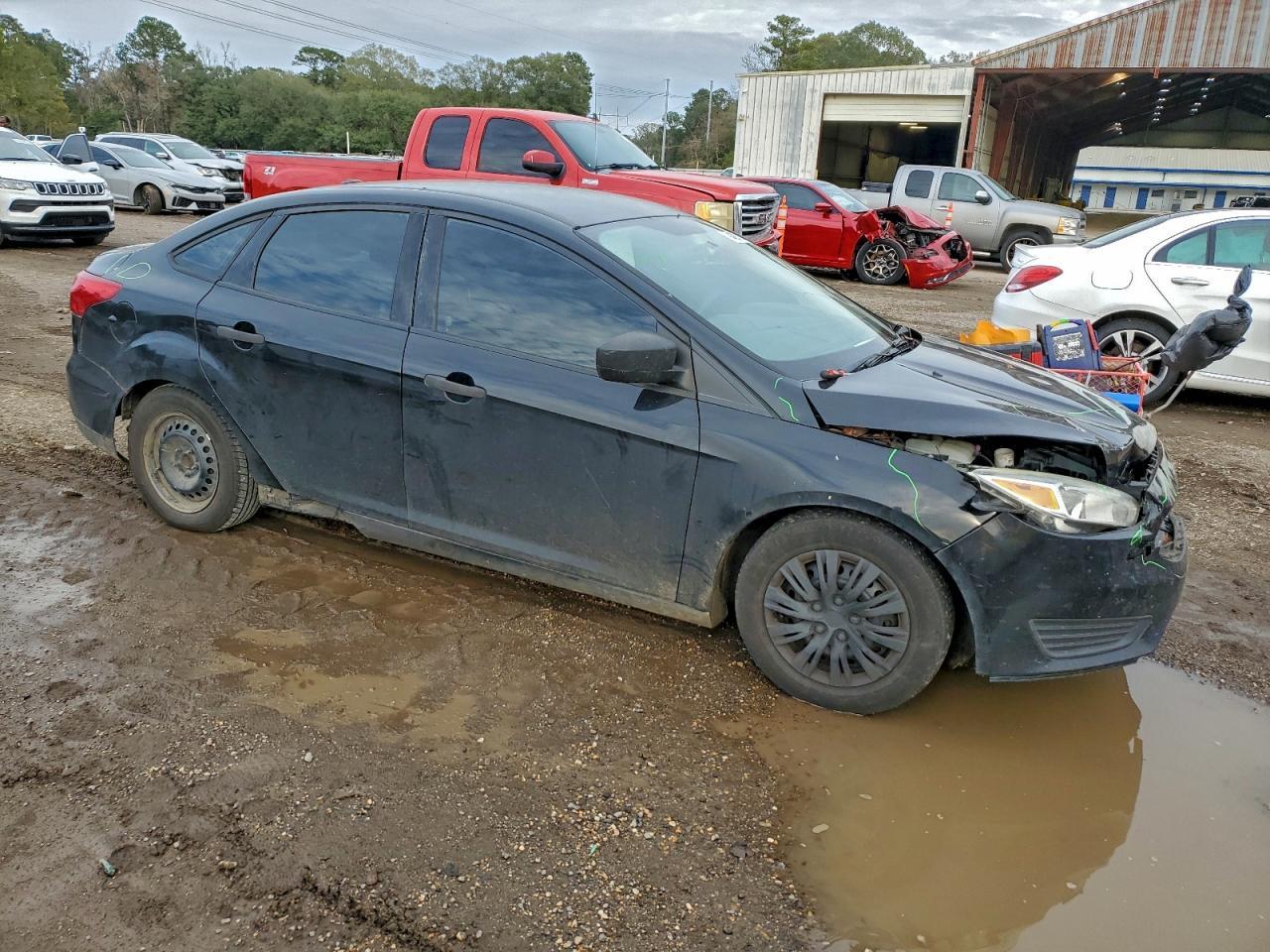 2016 Ford Focus S - Image 4
