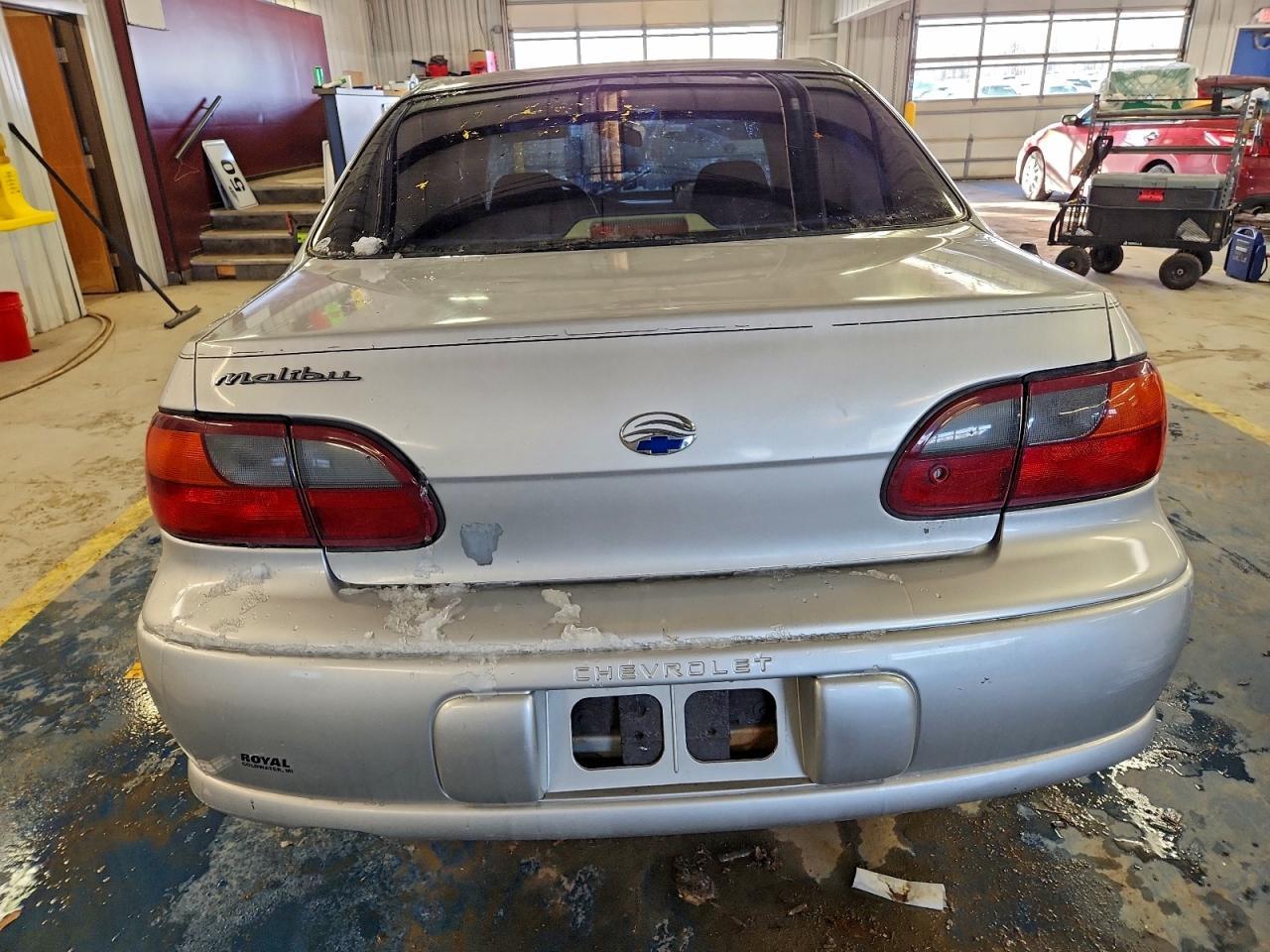 2003 Chev Malibu - Image 6