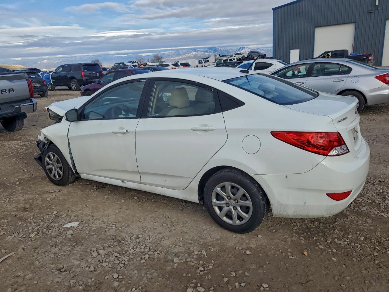 2013 Hyundai Accent Gls - Image 2