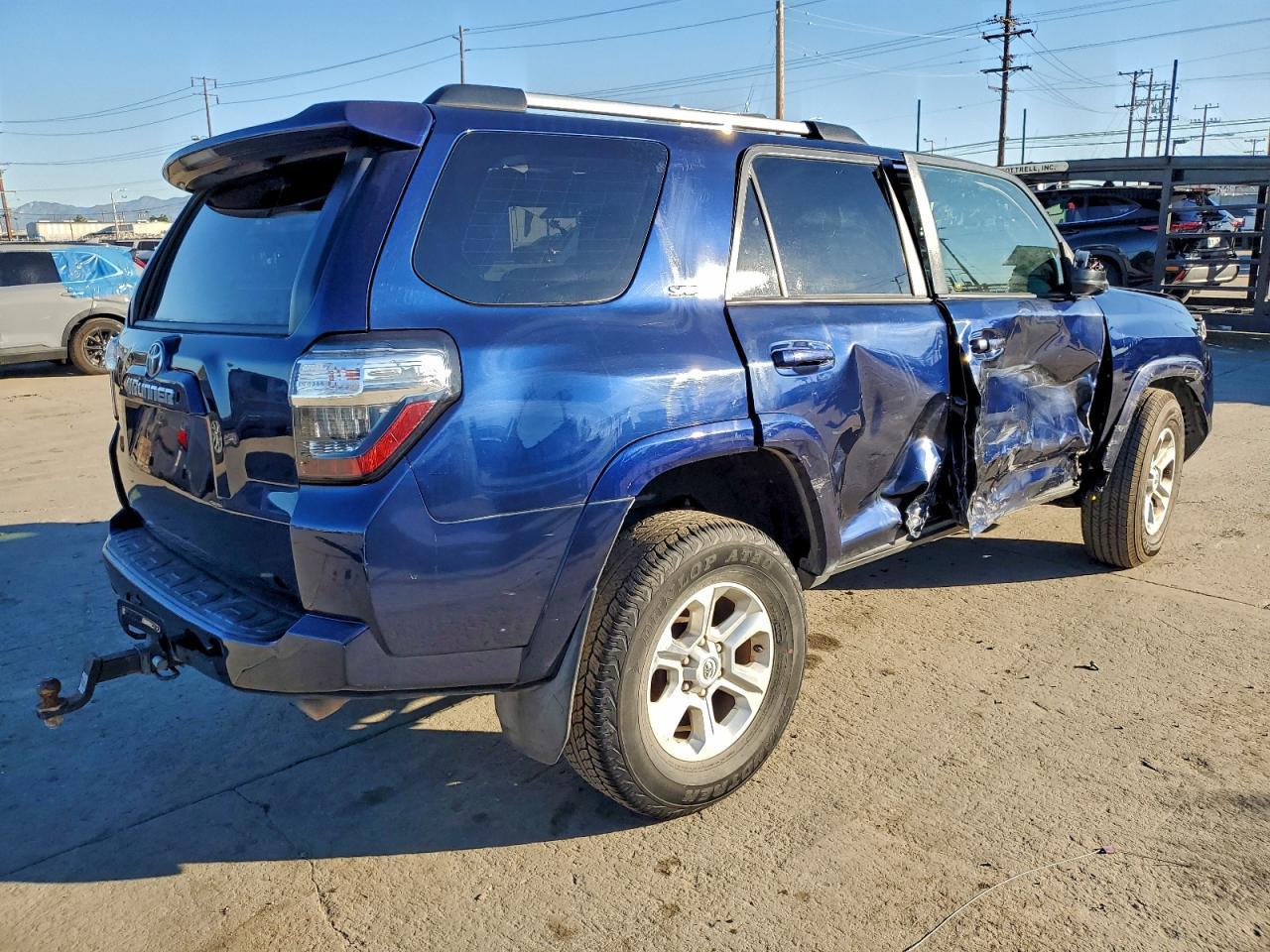 2019 Toyota 4Runner Sr5 - Фото 3