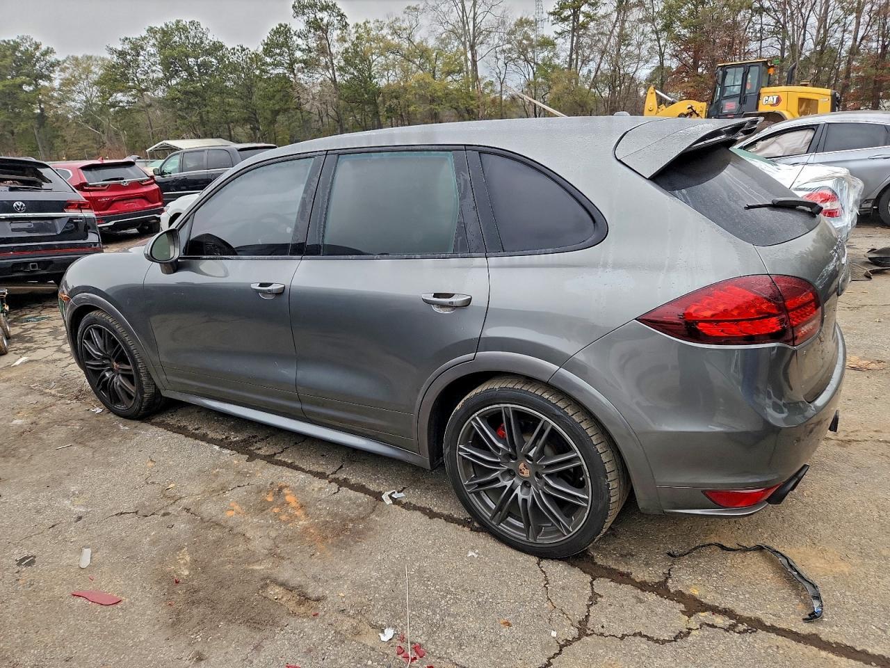 2014 Porsche Cayenne Gts - Image 2