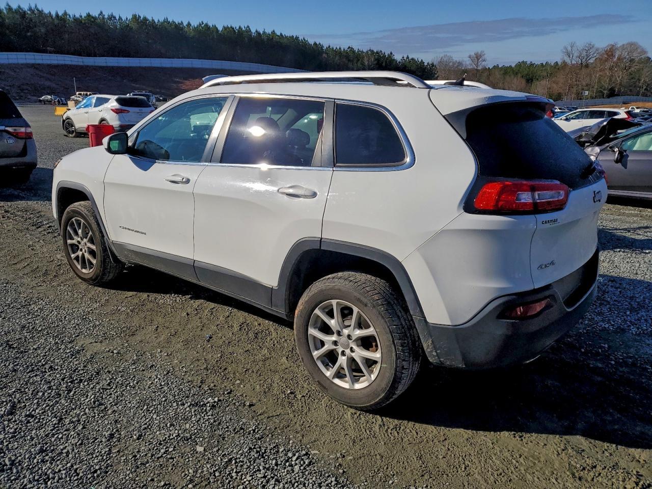 2014 Jeep Cherokee Latitude - Фото 2