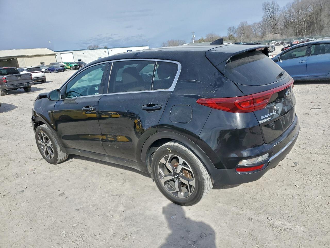 2022 Kia Sportage Lx - Фото 2
