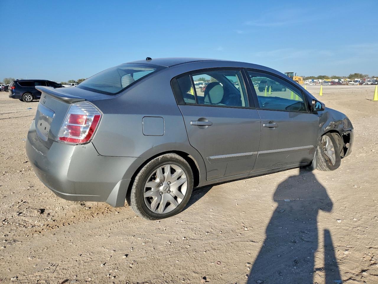 2012 Nissan Sentra 2.0 - Фото 3