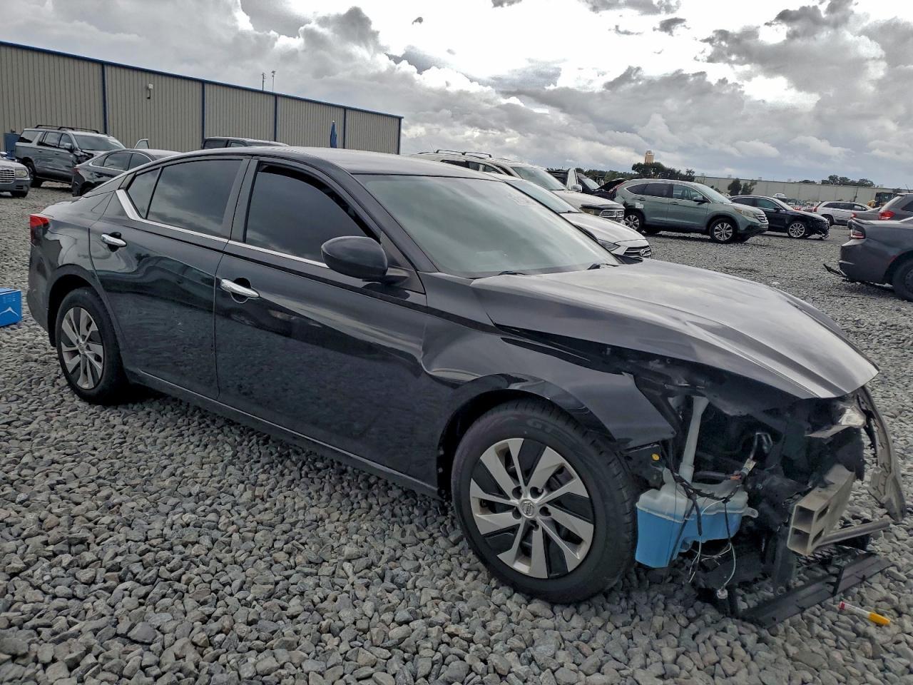 2020 Nissan Altima S - Image 4