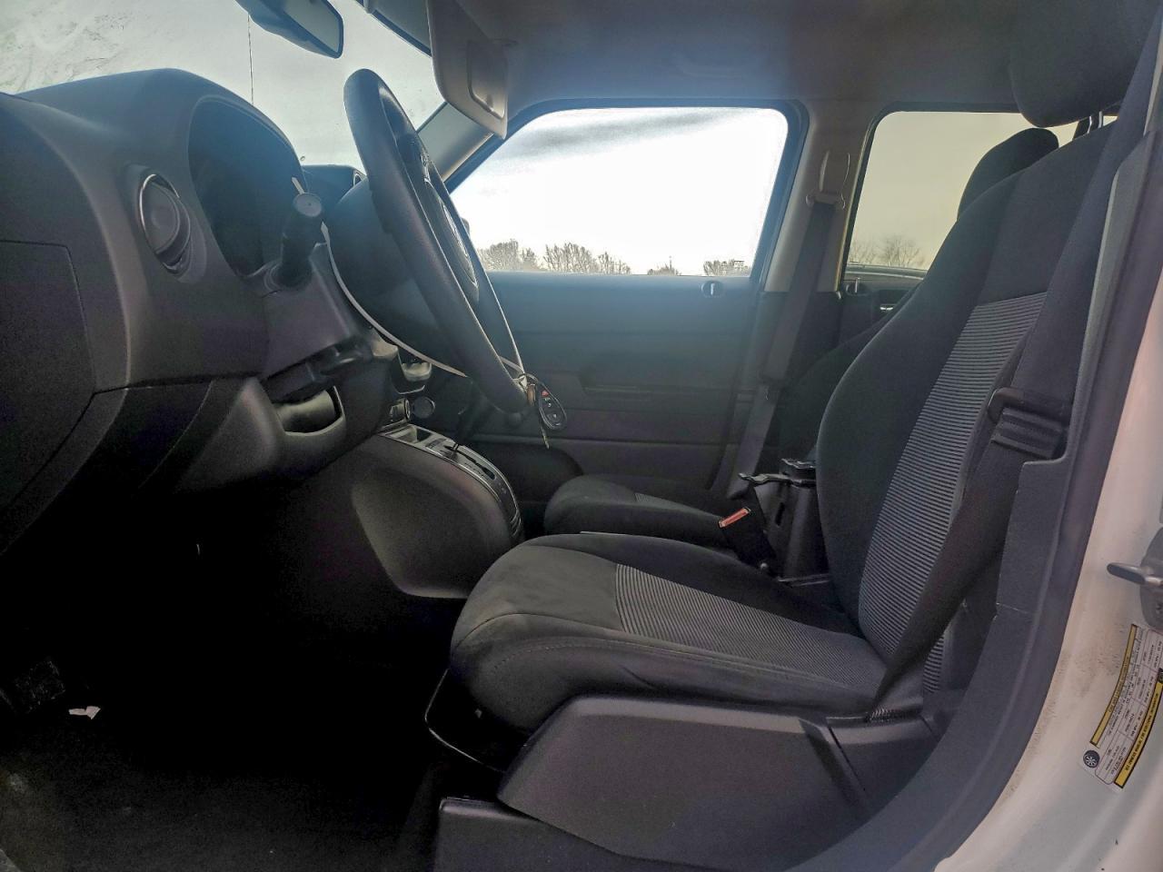 2016 Jeep Patriot Sport - Фото 7