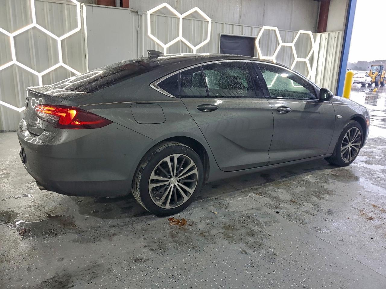 2019 Buick Regal Essence - Фото 3
