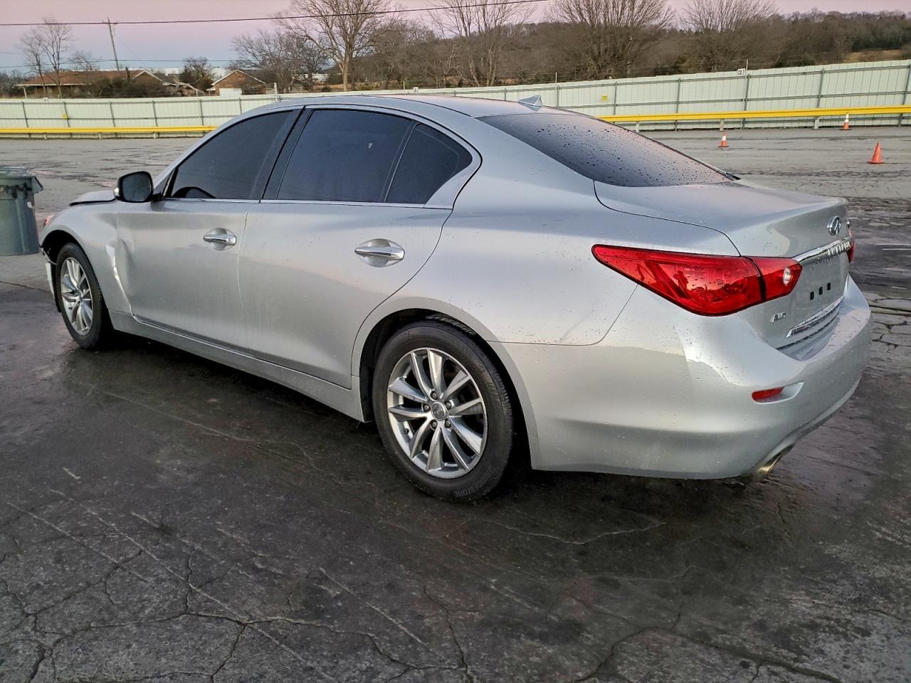 2017 Infiniti Q50 Base - Image 2