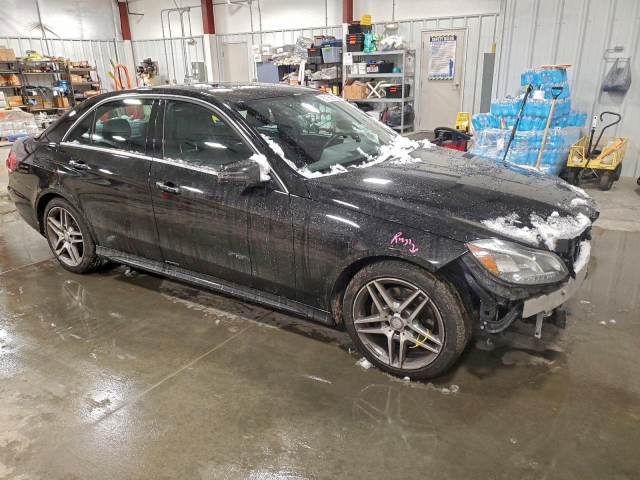 2016 Mercedes-Benz E 350 4Matic - Фото 4