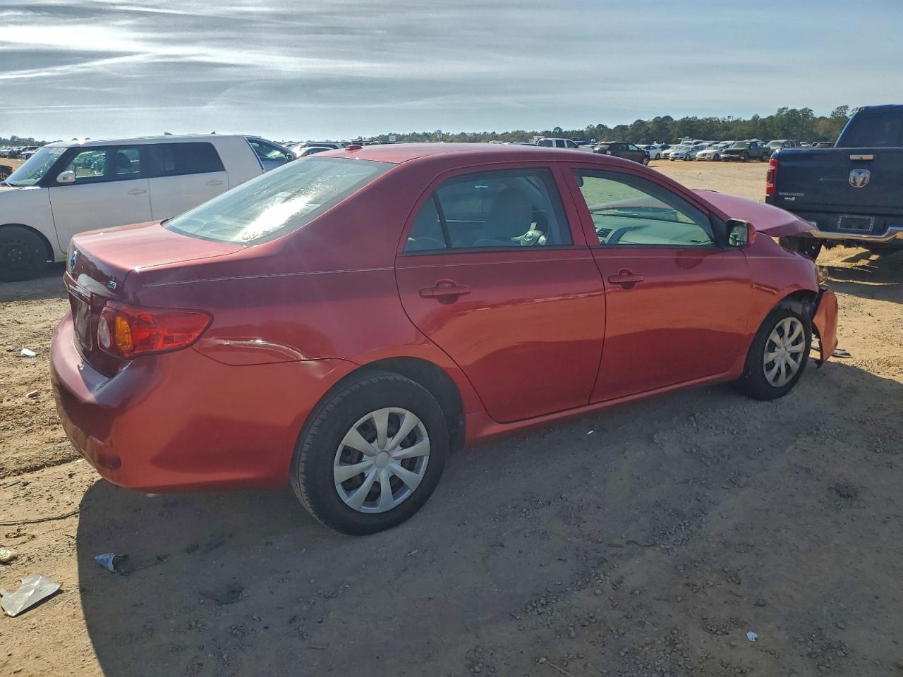 2010 Toyota Corolla Base - Фото 3