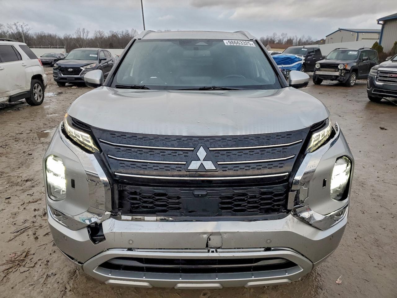 2022 Mitsubishi Outlander Sel - Image 5