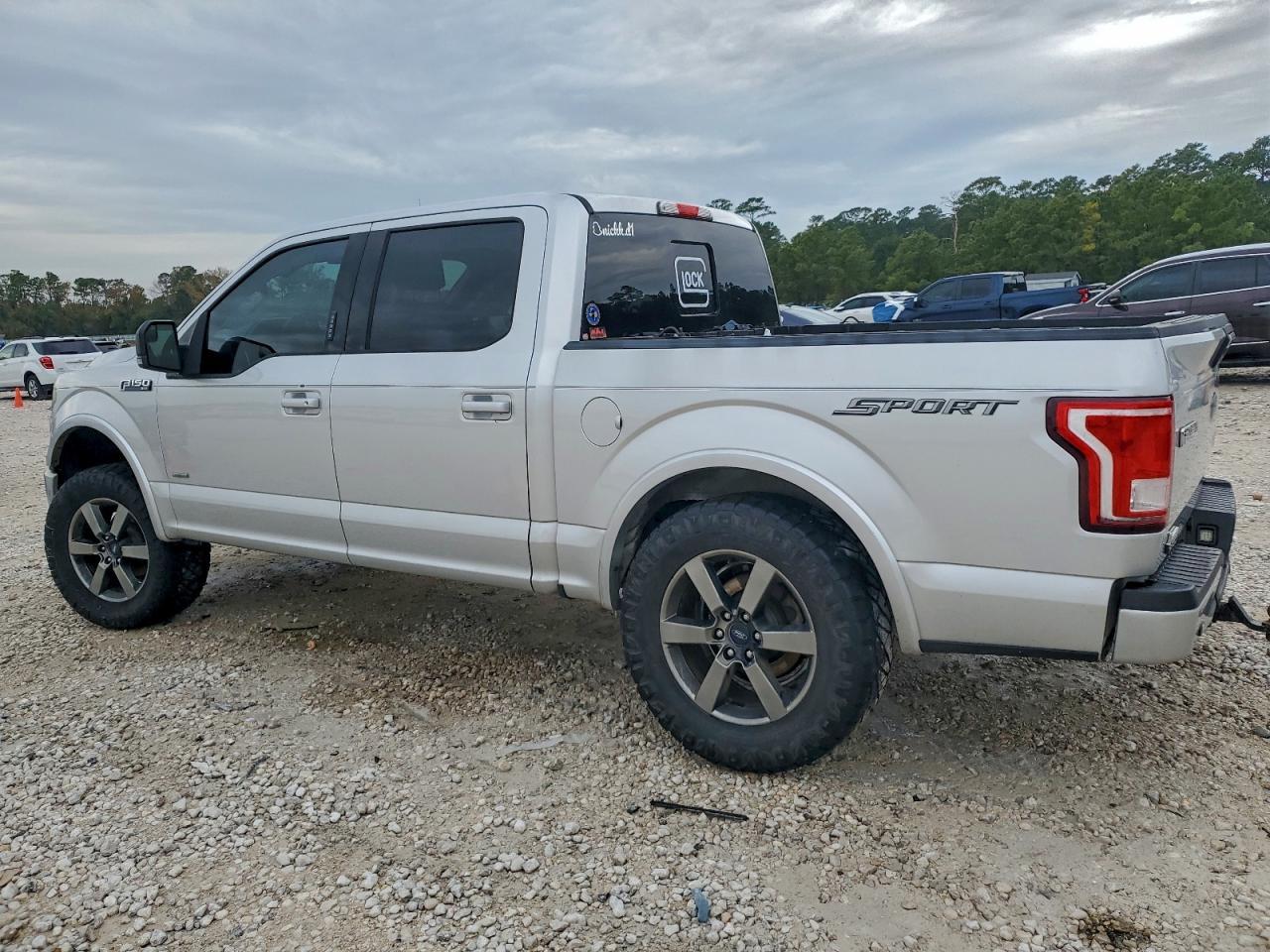 2016 Ford F150 Supercrew - Image 2