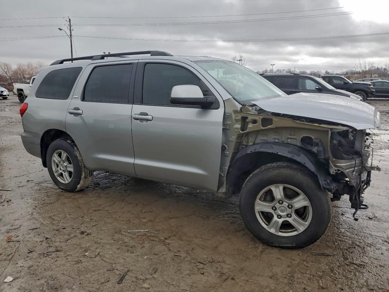 2017 Toyota Sequoia Sr5 - Фото 4